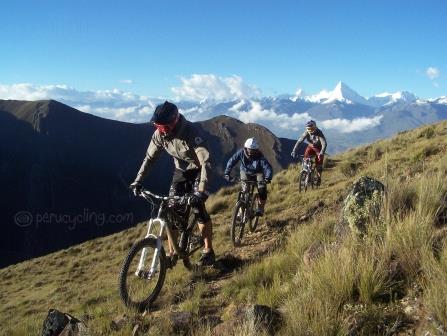 Off the beaten trail www.perucycling.com